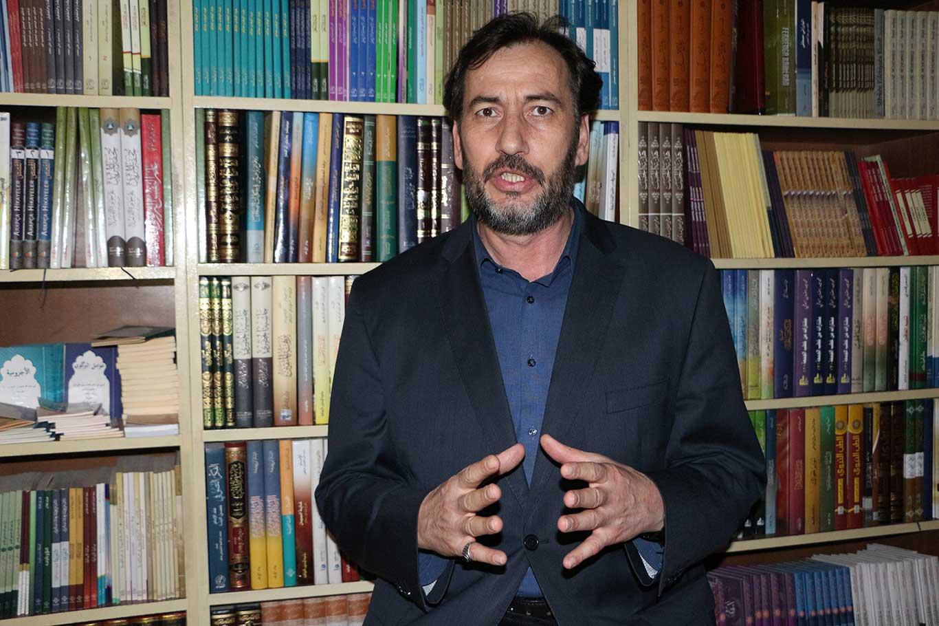 Araştırmacı Yazar Mahmut Kılınç, yıldönümünde Halepçe Katliamını anlattı Araştırmacı Yazar Mahmut Kılınç, yıldönümünde Halepçe Katliamını anlattı